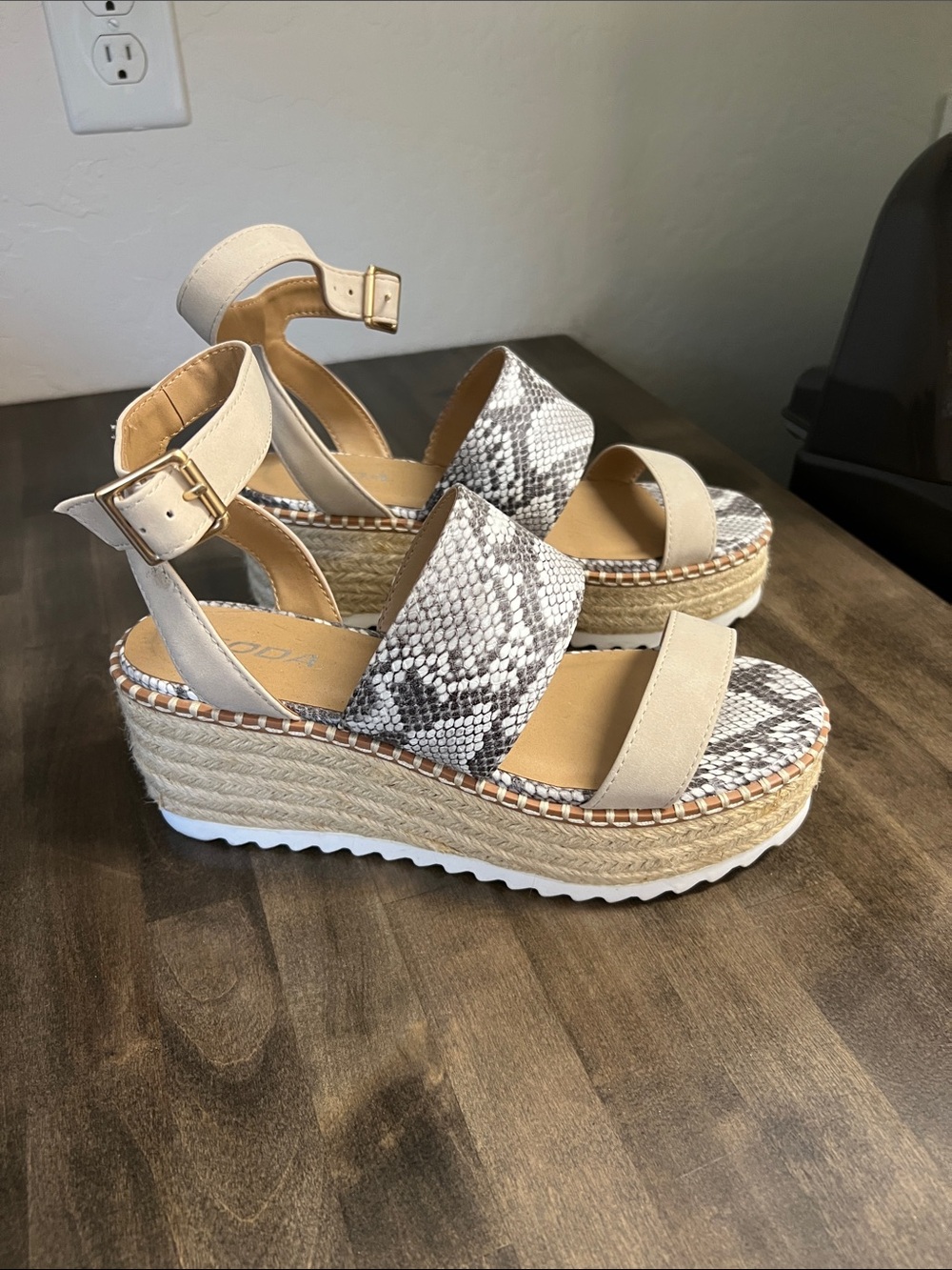 Soda Beige and Snake-Print Espadrille Platform Sandals